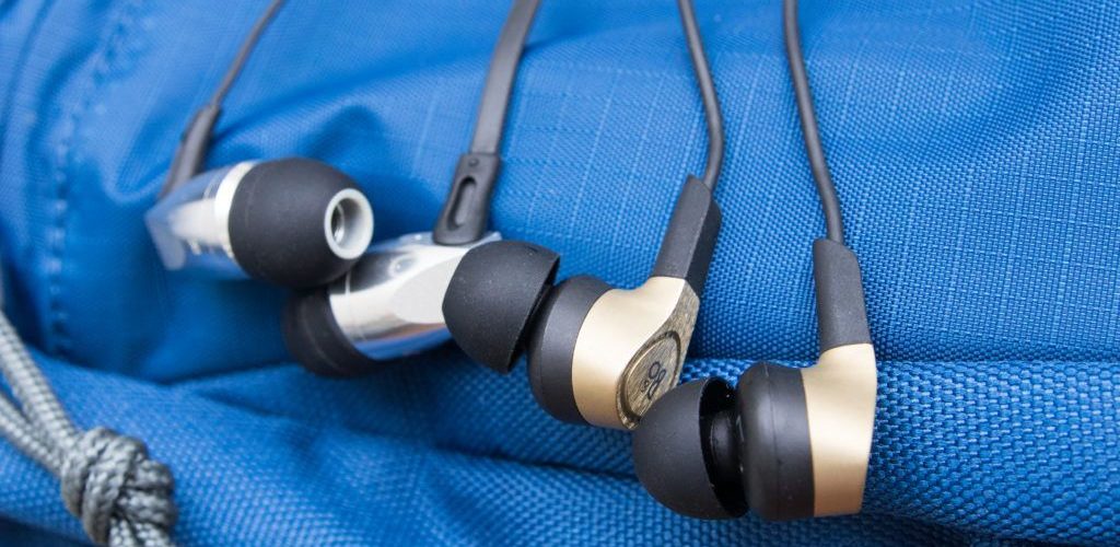 I migliori auricolari migliori per orecchie piccole da acquistare nel 2022  - Technobezz