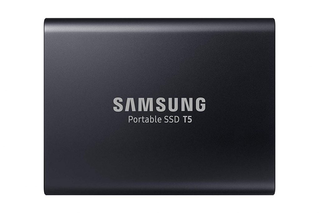 SSD portátil Samsung T5 con 2 TB de espacio de almacenamiento