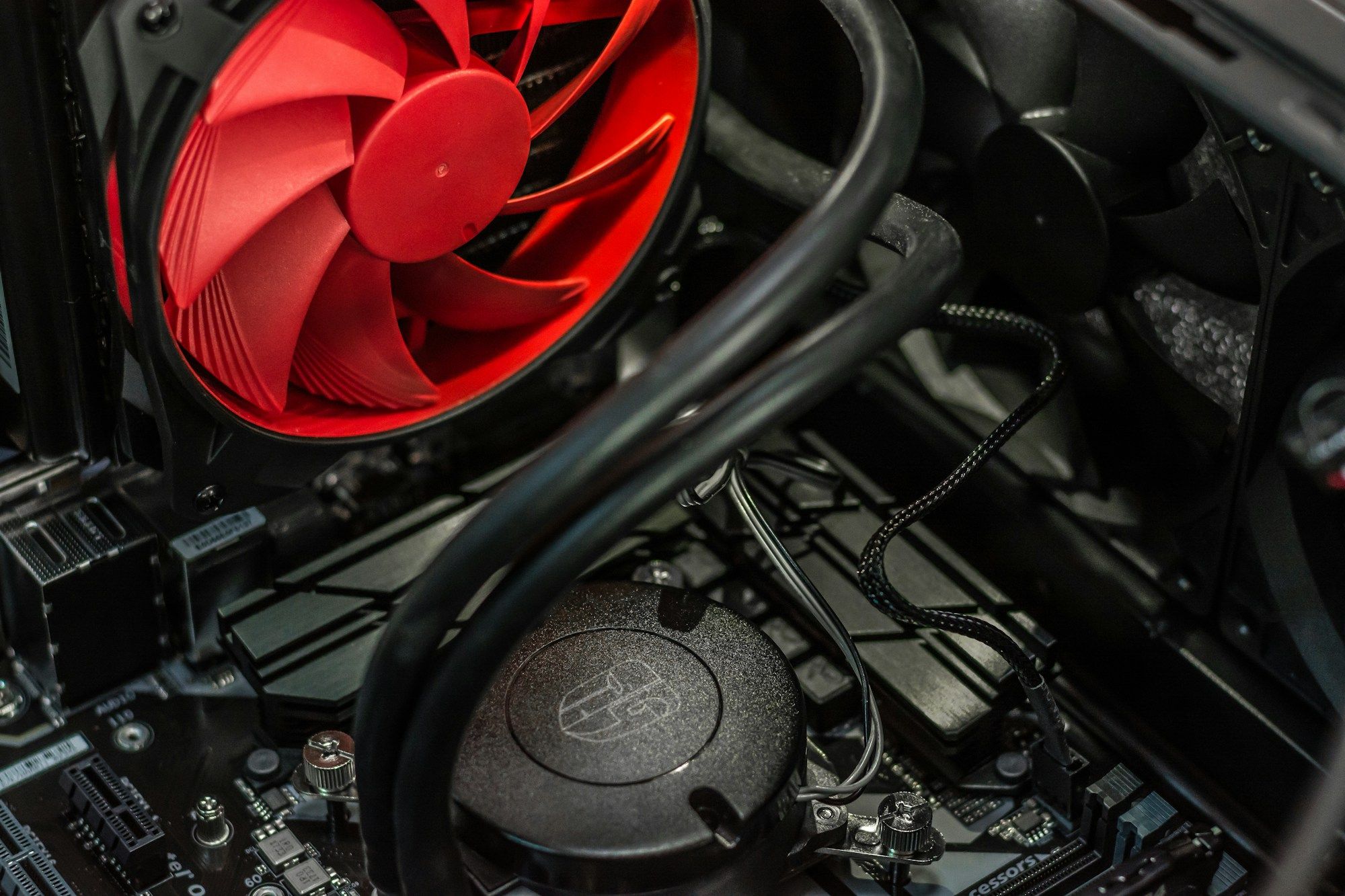 A CPU fan or temperature warning at startup