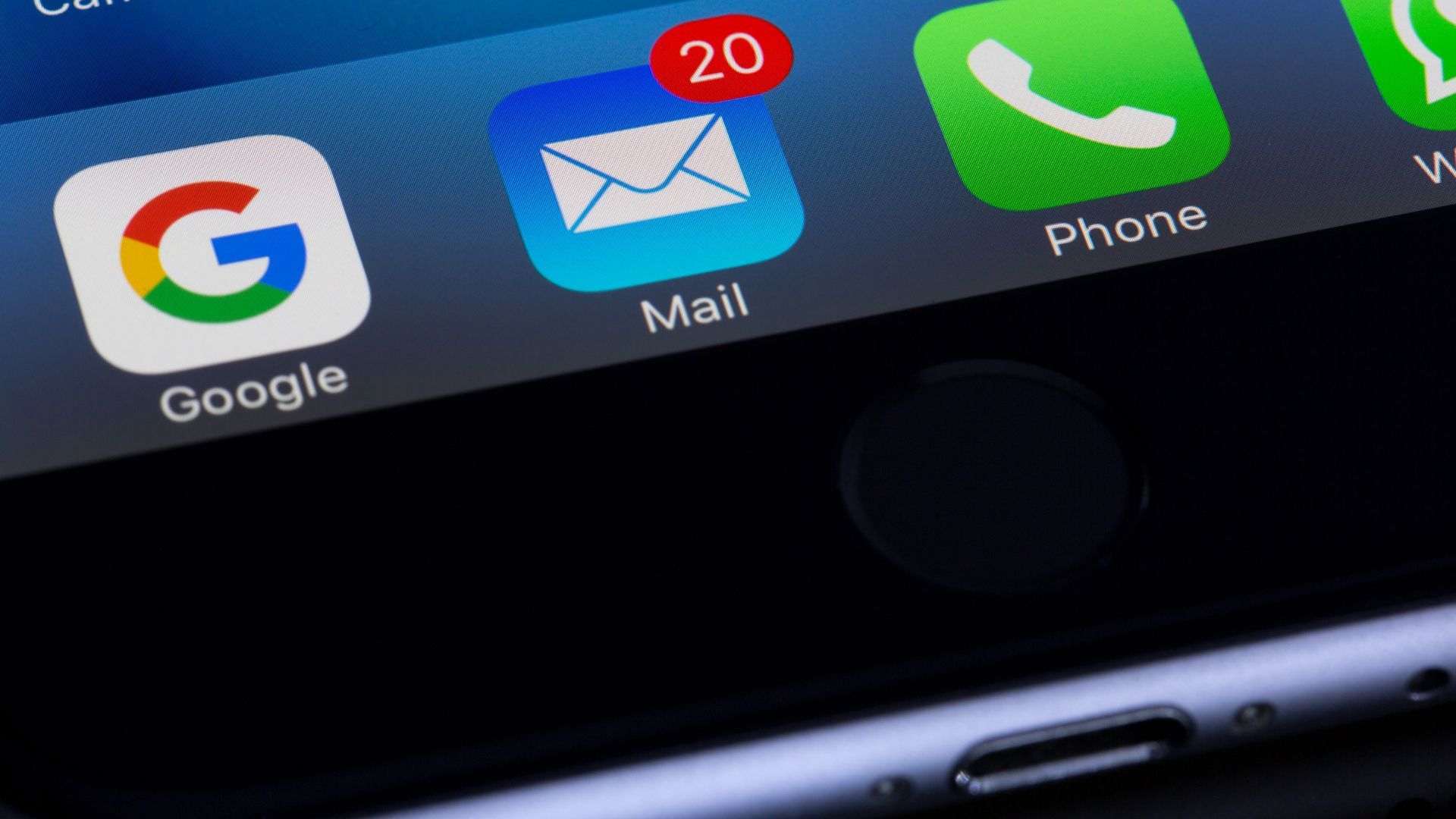 7 Hidden Phone Settings Spying on You Right Now (And the 5-Minute Fix)