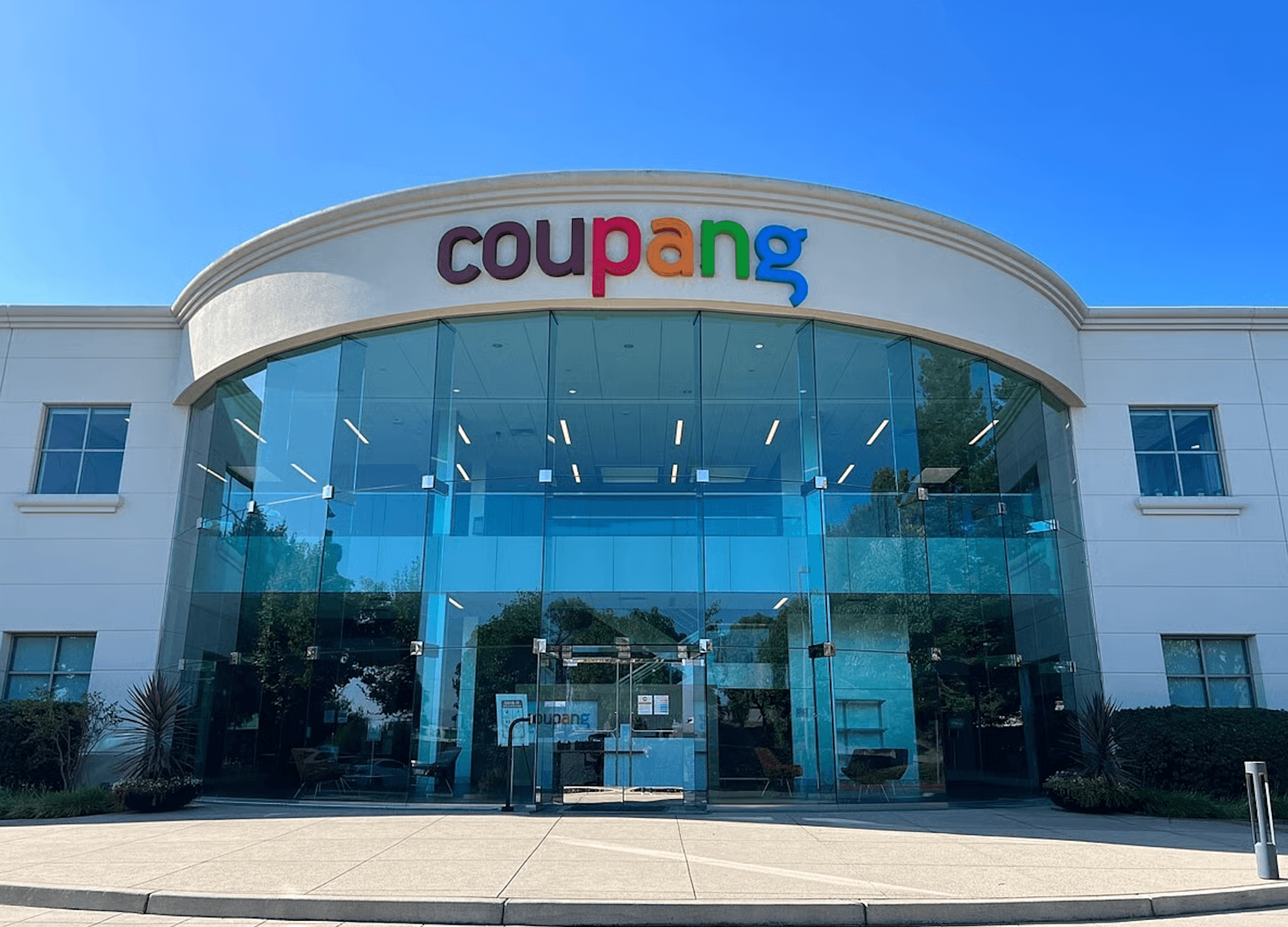 Former Coupang Employee Dumped MacBook in River to Hide Data Breach Evidence