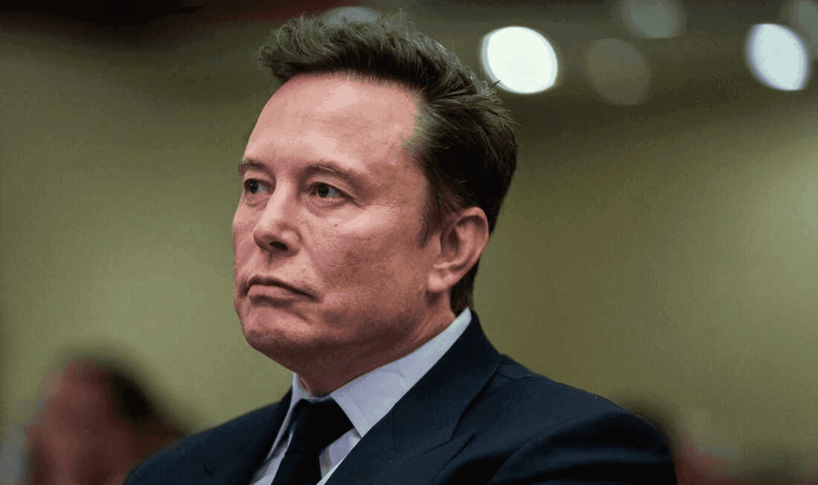 Elon Musk Denies Wall Street Journal Report That SpaceX Showed AI Handset Prototype