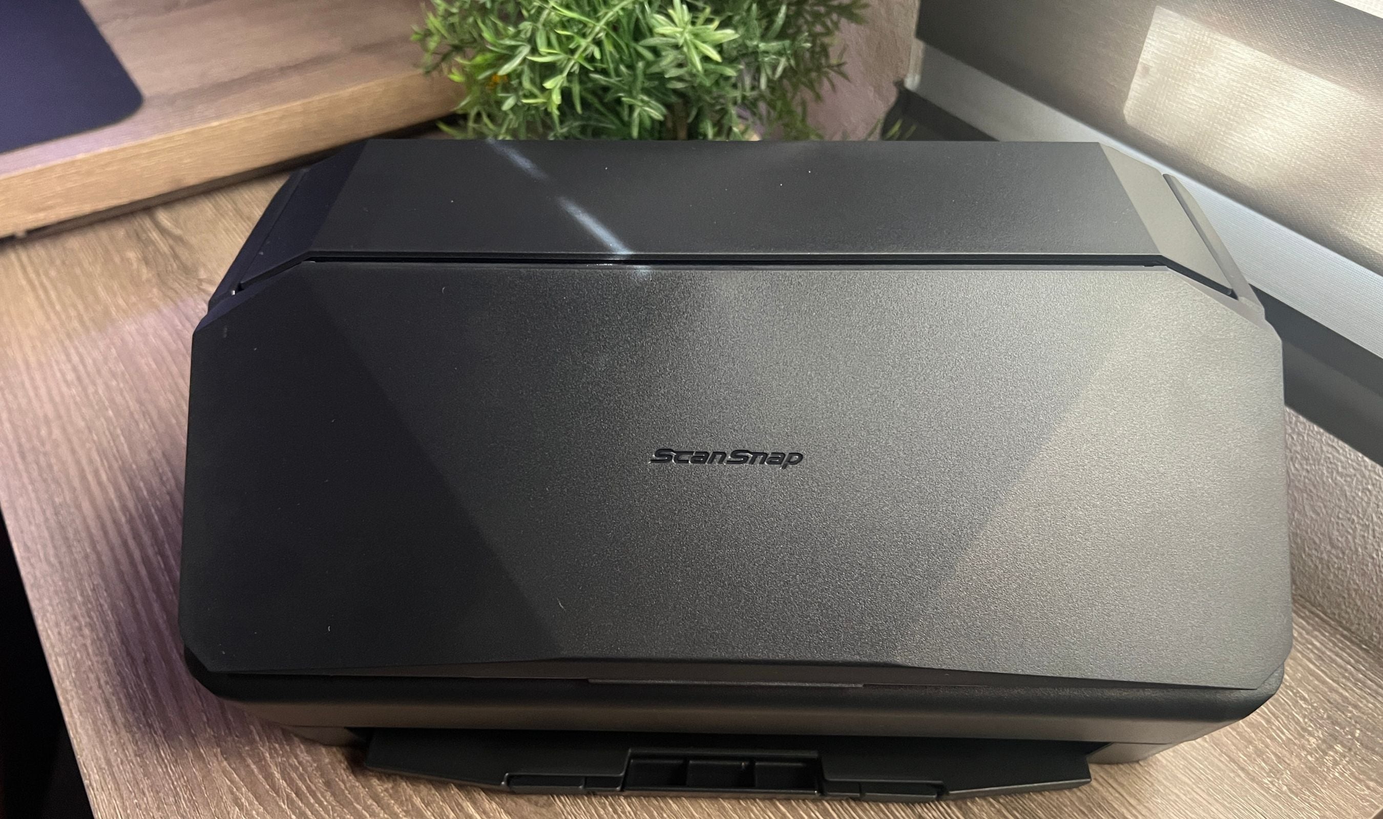 ScanSnap iX2500 Review: The Fastest Way to Make Paper Disappear