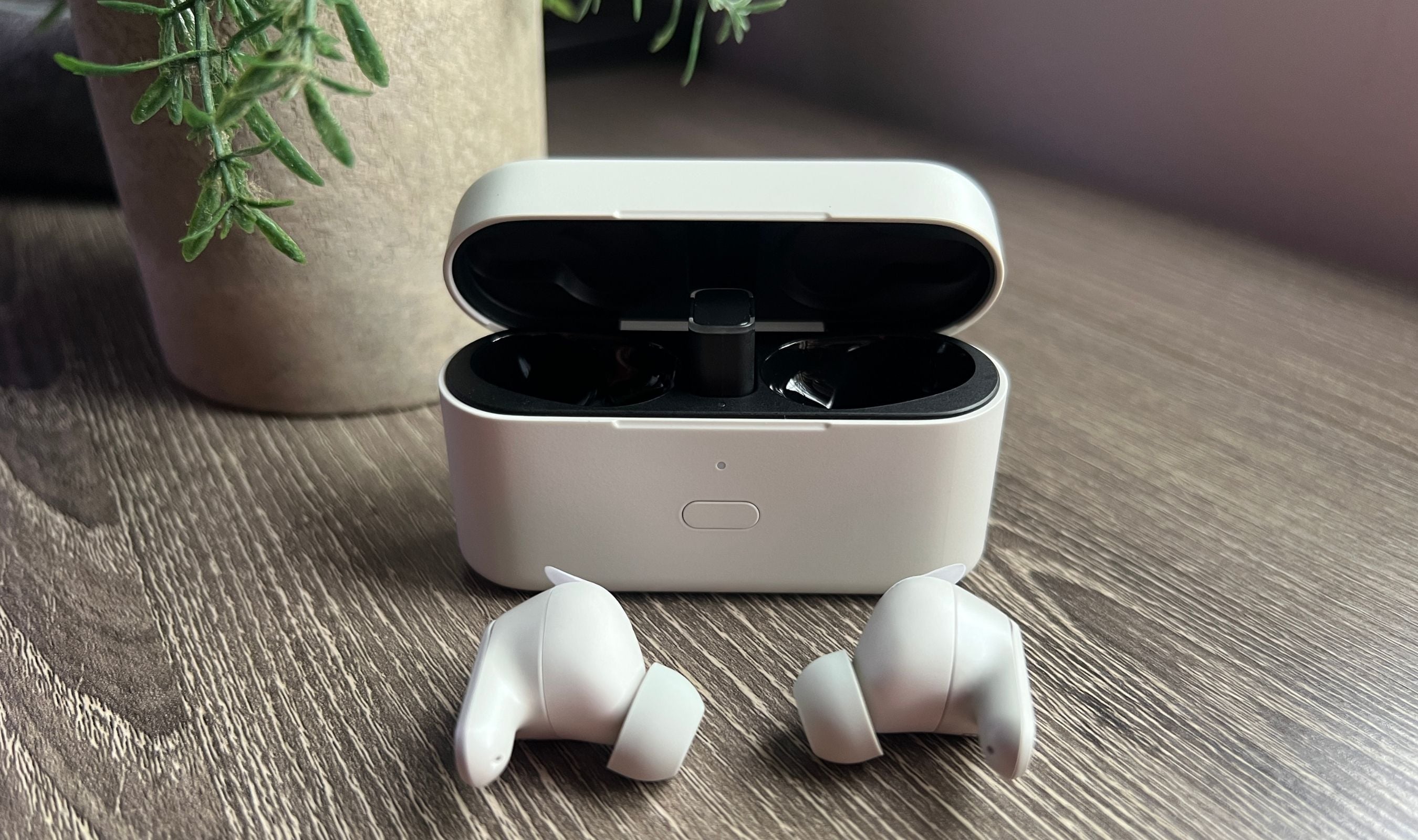 EPOS Adapt E1 Review: Work Earbuds That Sound Good Enough to Wear All Day