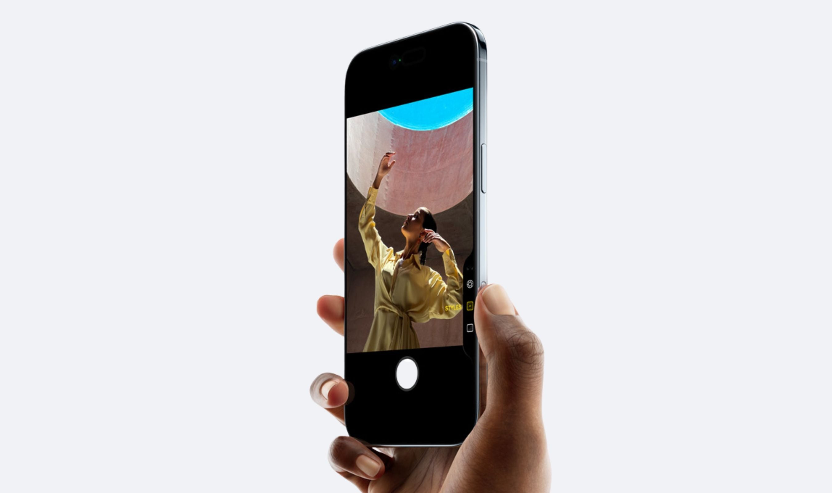 Apple Plans Fully Customizable Camera App Layout in iOS 27 Update