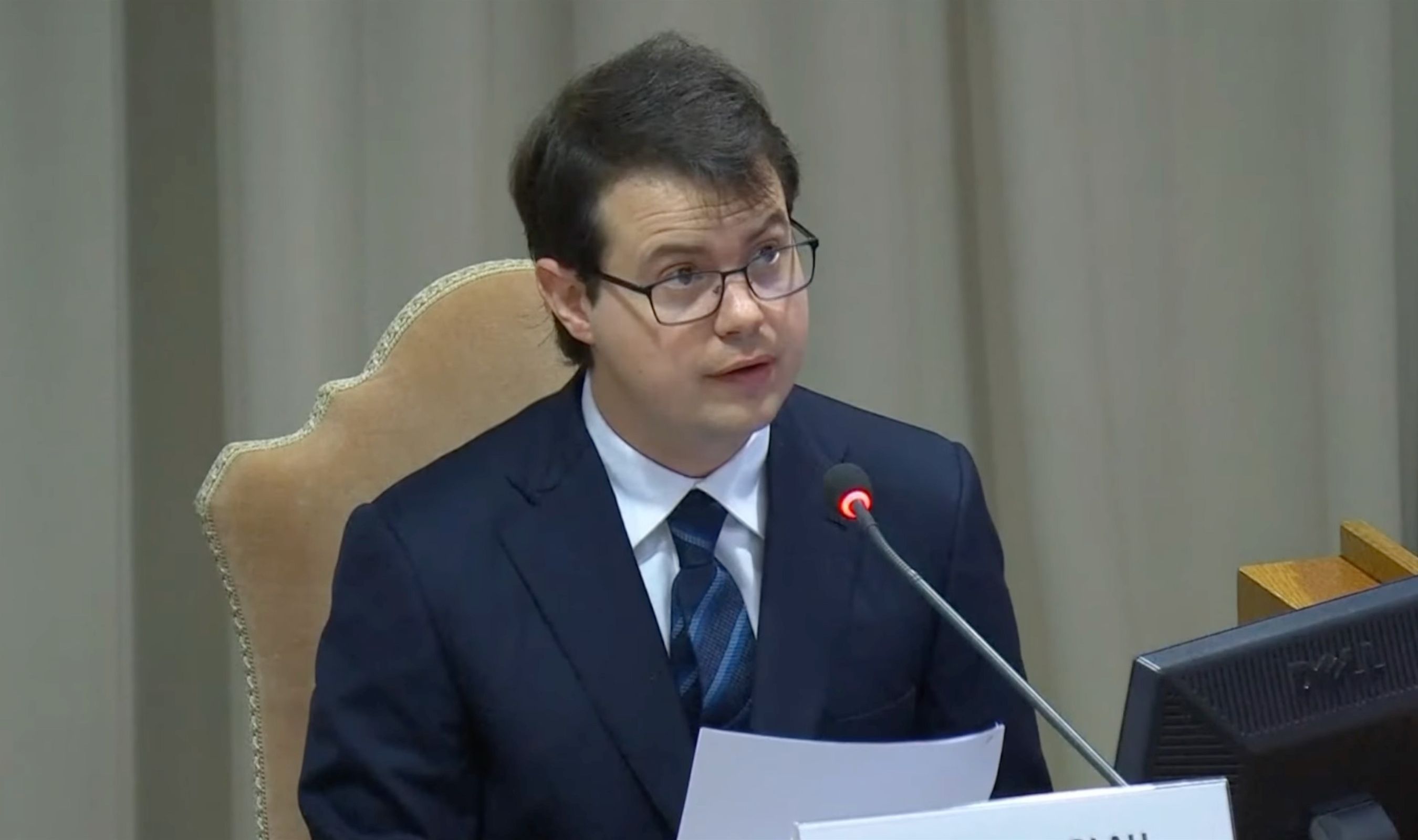 Anthropic co-founder Chris Olah tells Vatican that AI labs cannot regulate themselves