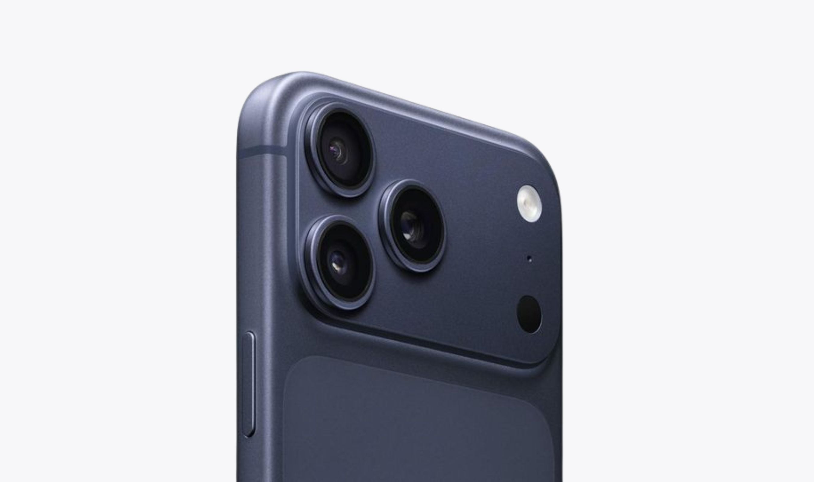 Apple Releases iOS 26.5.1 Update to Fix Wired Charging Bug on iPhone 17 Models