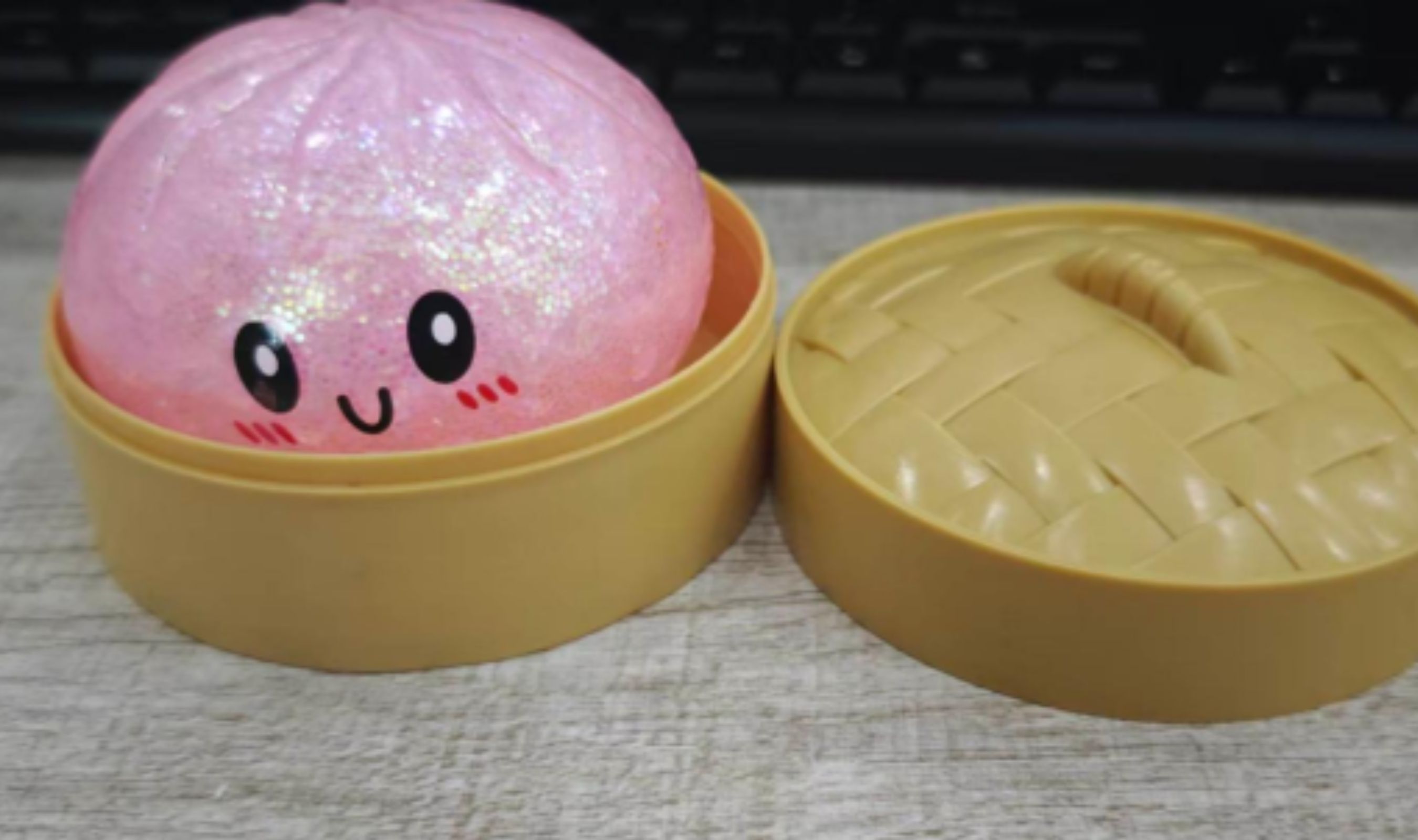 GIHNJSI Squeezy Dumplings Toys Recalled Over Water Bead Hazard