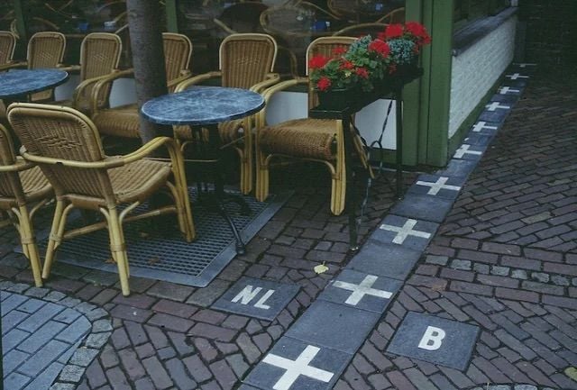 Netherlands-Belgium's Café Border