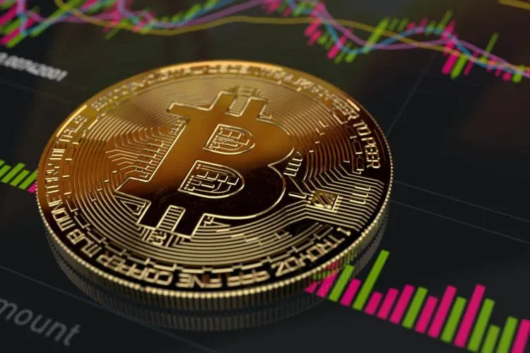 Bitcoin Tops $90,000 as Analysts Forecast New Highs for 2026