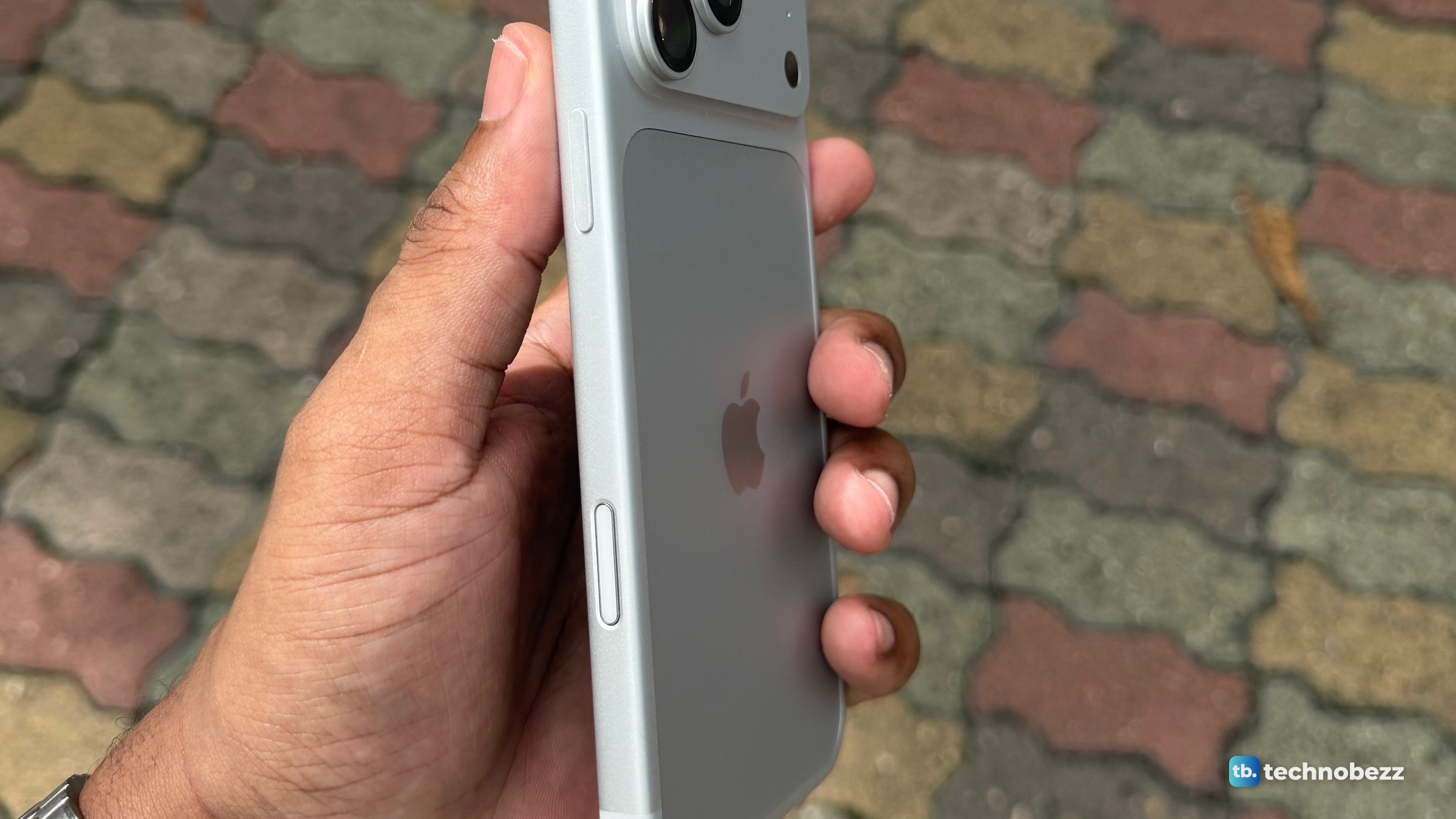 How to Use Camera Control on iPhone and Customize It
