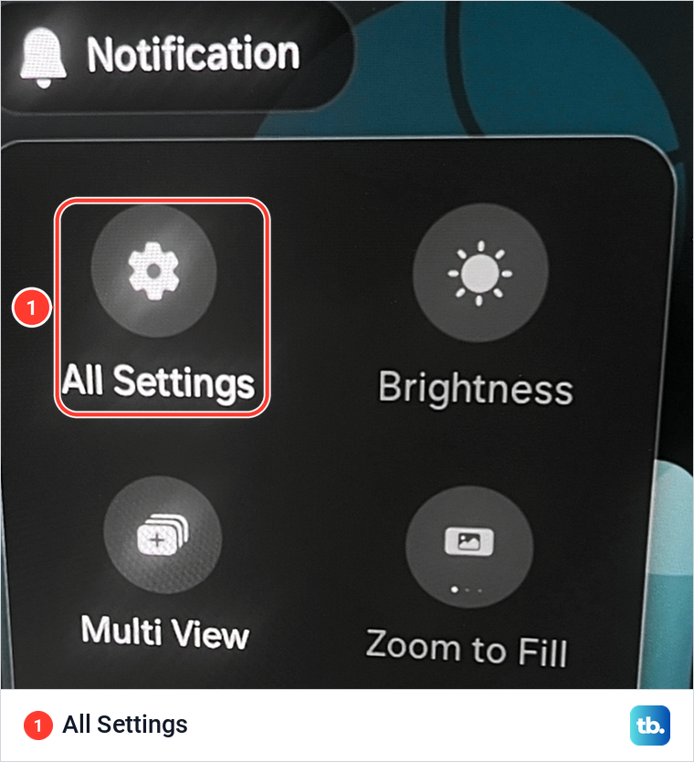 Samsung quick settings panel with tiles for All Settings, Brightness, Multi View and Zoom to Fill, under a Notification button.