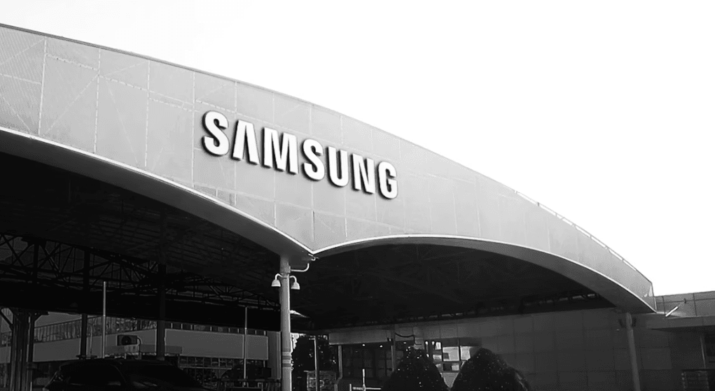 Samsung warns memory chip shortage may force Galaxy S26 price increases