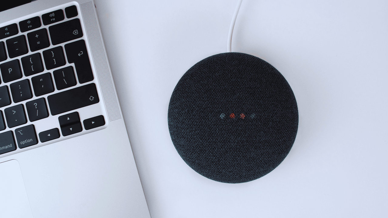 Replacing Google's Extra Services: Mesh, 2FA, Voice Assistant, and News