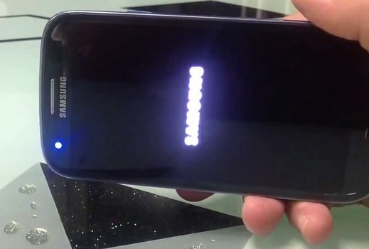 Samsung Galaxy S5 Freezes but Responds with Power Key