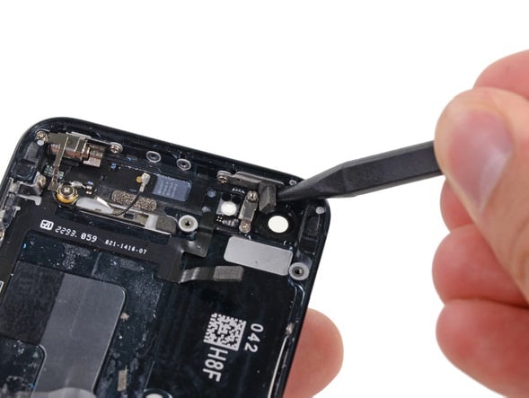 How to replace the power button of the iPhone 5