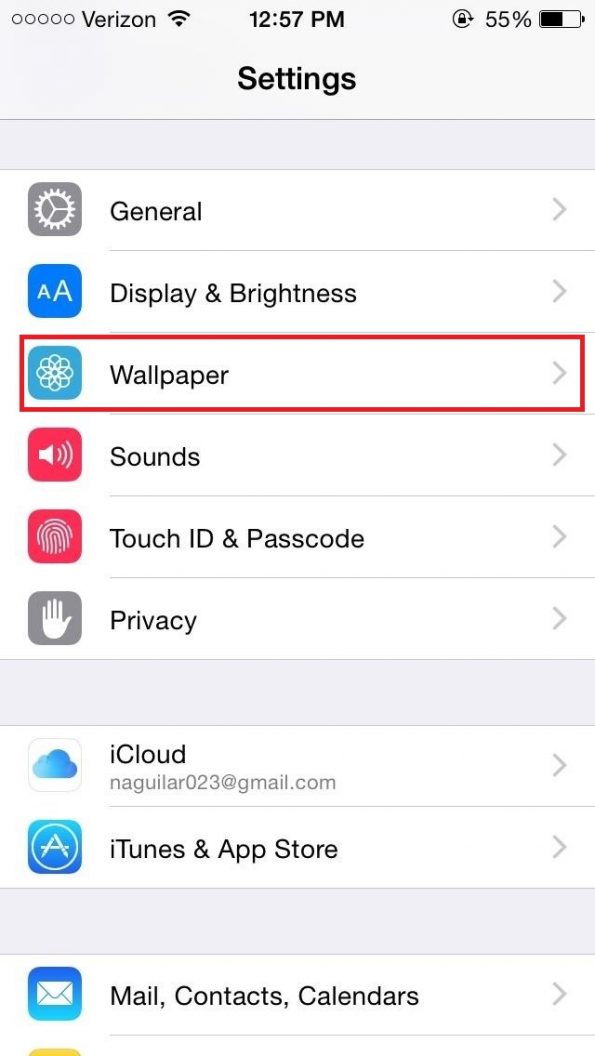 How To Change The IPhone Lock Screen