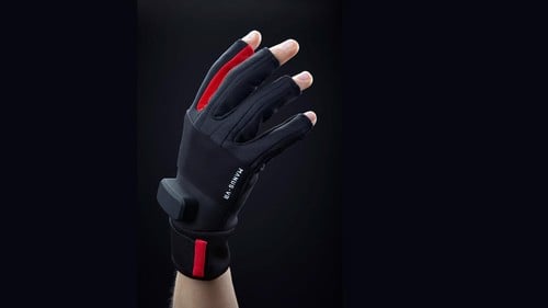 Manus VR, The First Glove Controller For VR Device