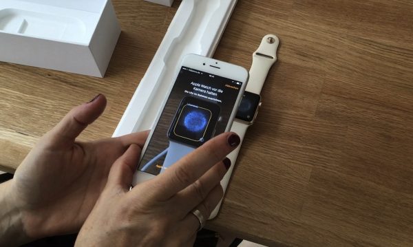 iPhone SE non è in grado di accoppiarsi con Apple Watch