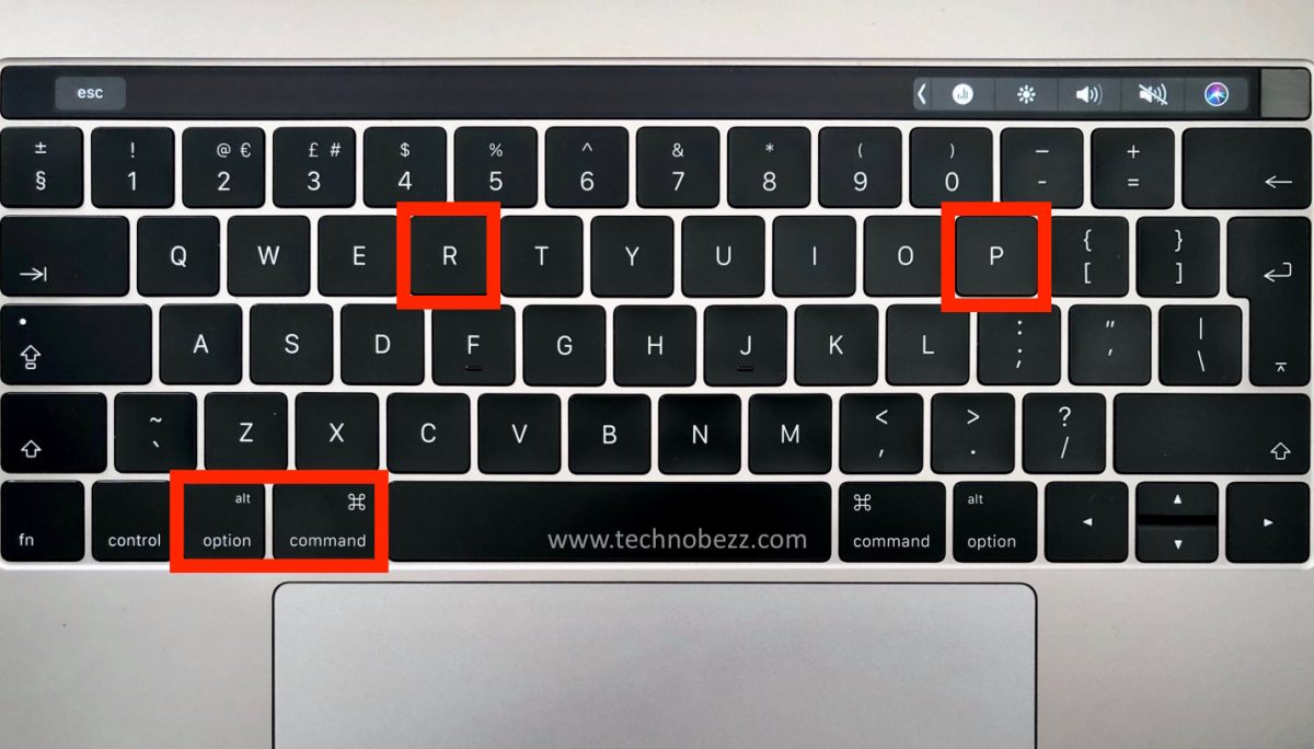 MacBook Stuck on Loading Screen? 13 Ways to Fix It | Technobezz