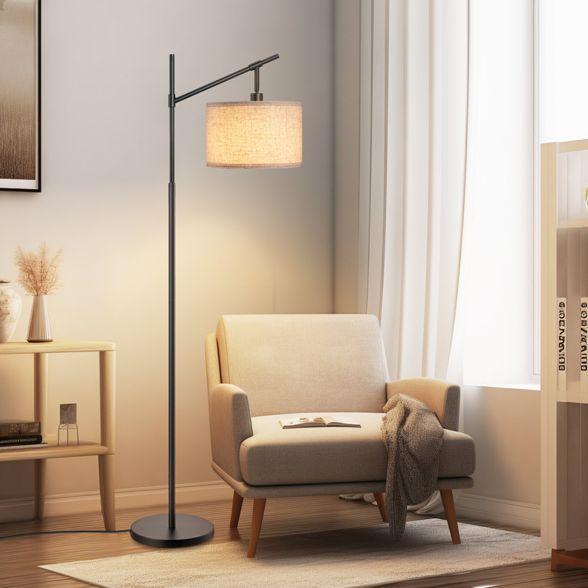 Wade Logan Banty arched floor lamp Black