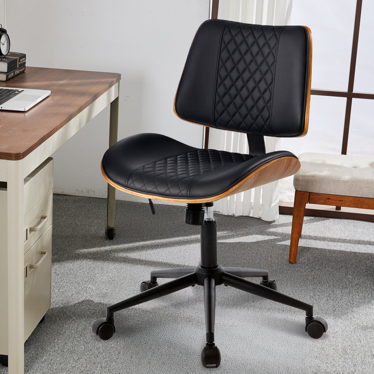 George Oliver ergonomic adjustable-height task chair Black, Diamond quilting
